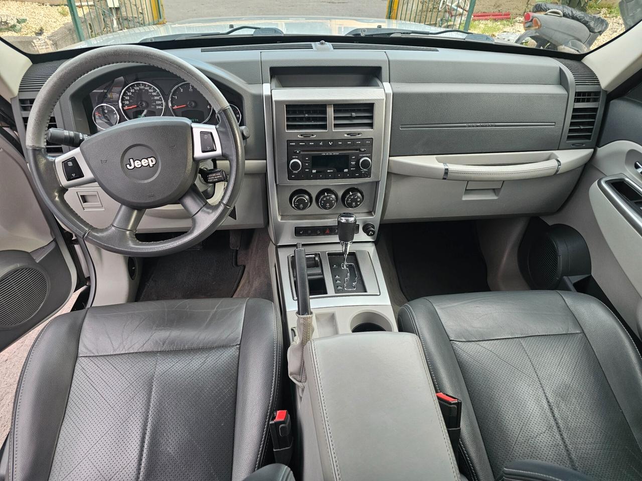 Jeep Cherokee 2.8 CRD DPF Limited Auto