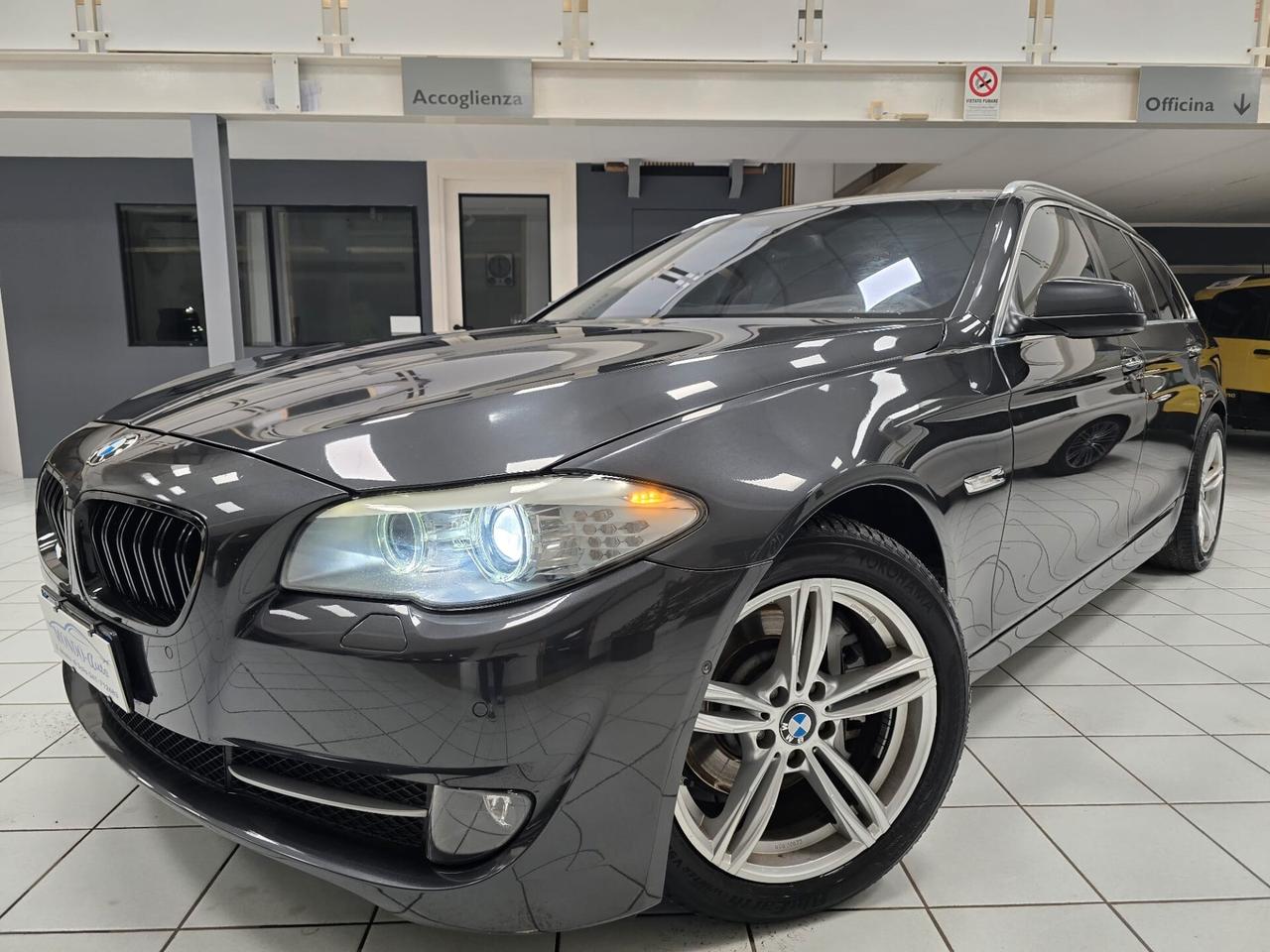 Bmw 530d Touring Business 245cv 2011