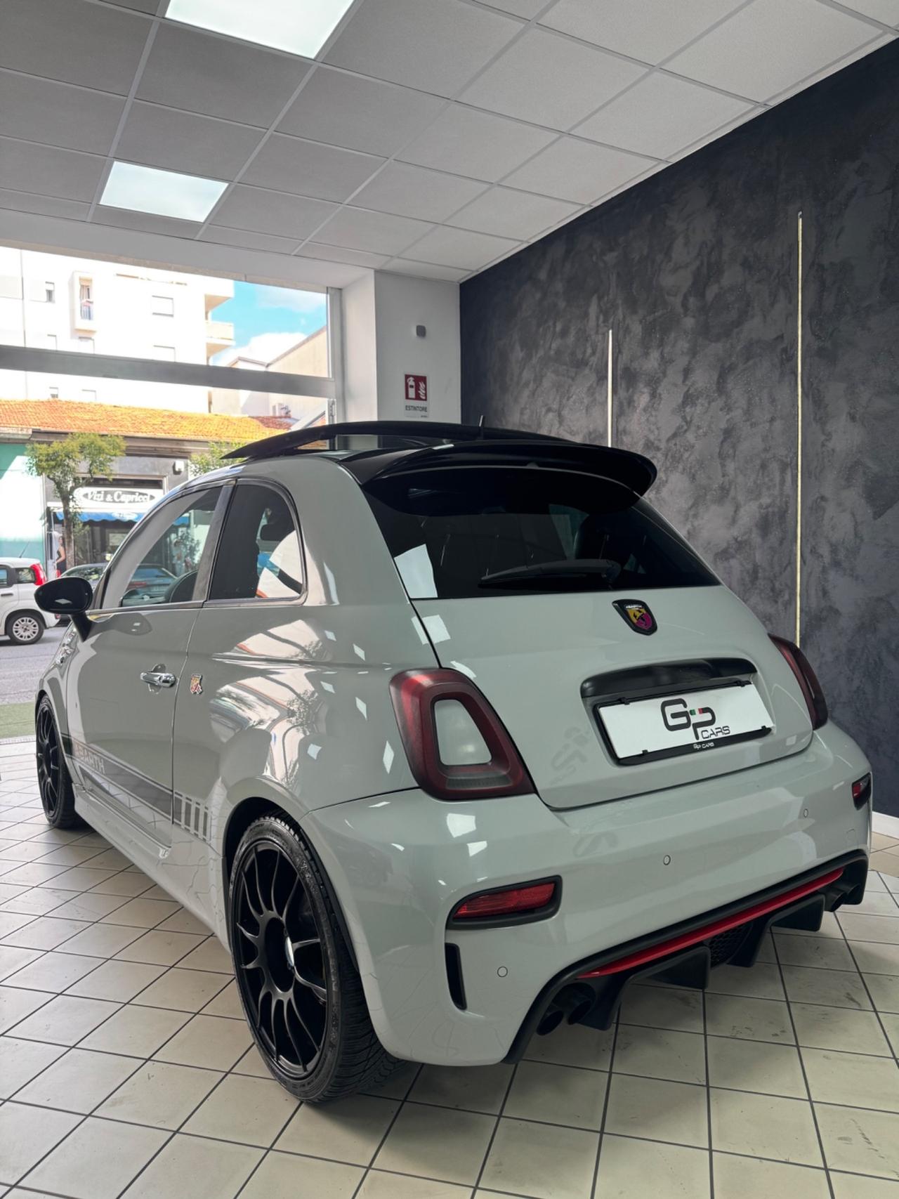 Abarth 500 C 1.4 Turbo T-Jet Custom