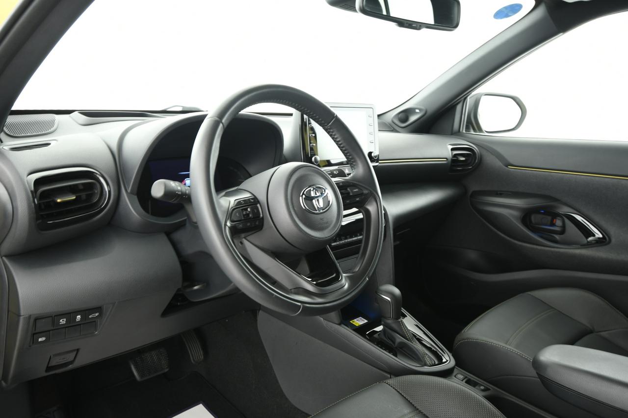 TOYOTA Yaris Cross 1.5h Premiere fwd 116cv e-cvt NEOPATENTATI+CAMERA 36O°+HEAD UP