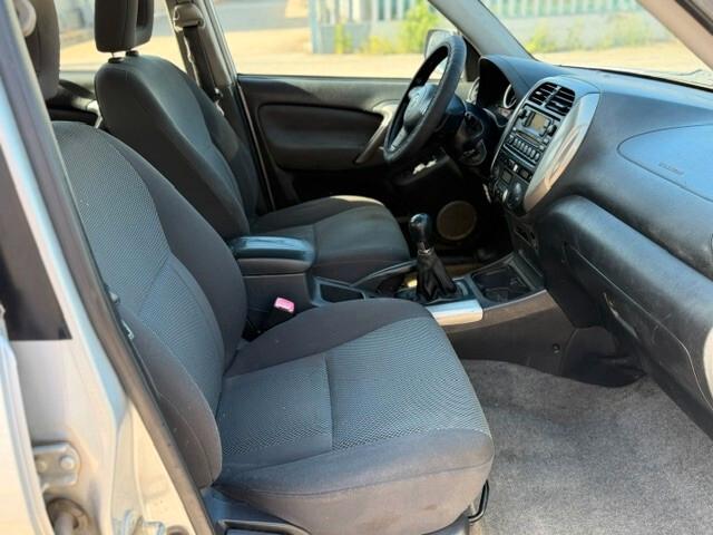 Toyota RAV 4 RAV4 2.0 Tdi D-4D cat 5 porte Sol
