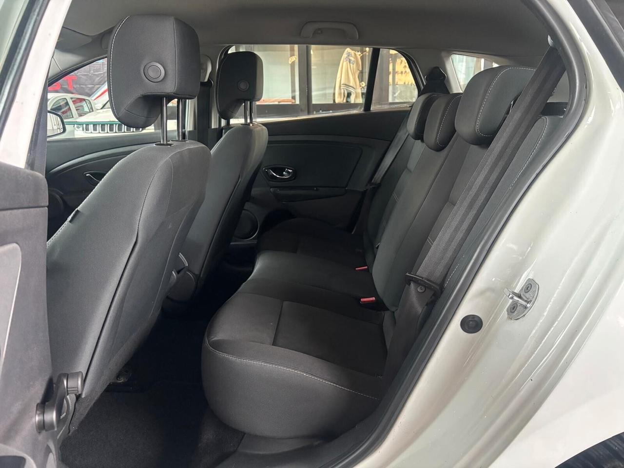 Renault Megane Mégane 1.5 dCi 110CV EDC SporTour GT Style