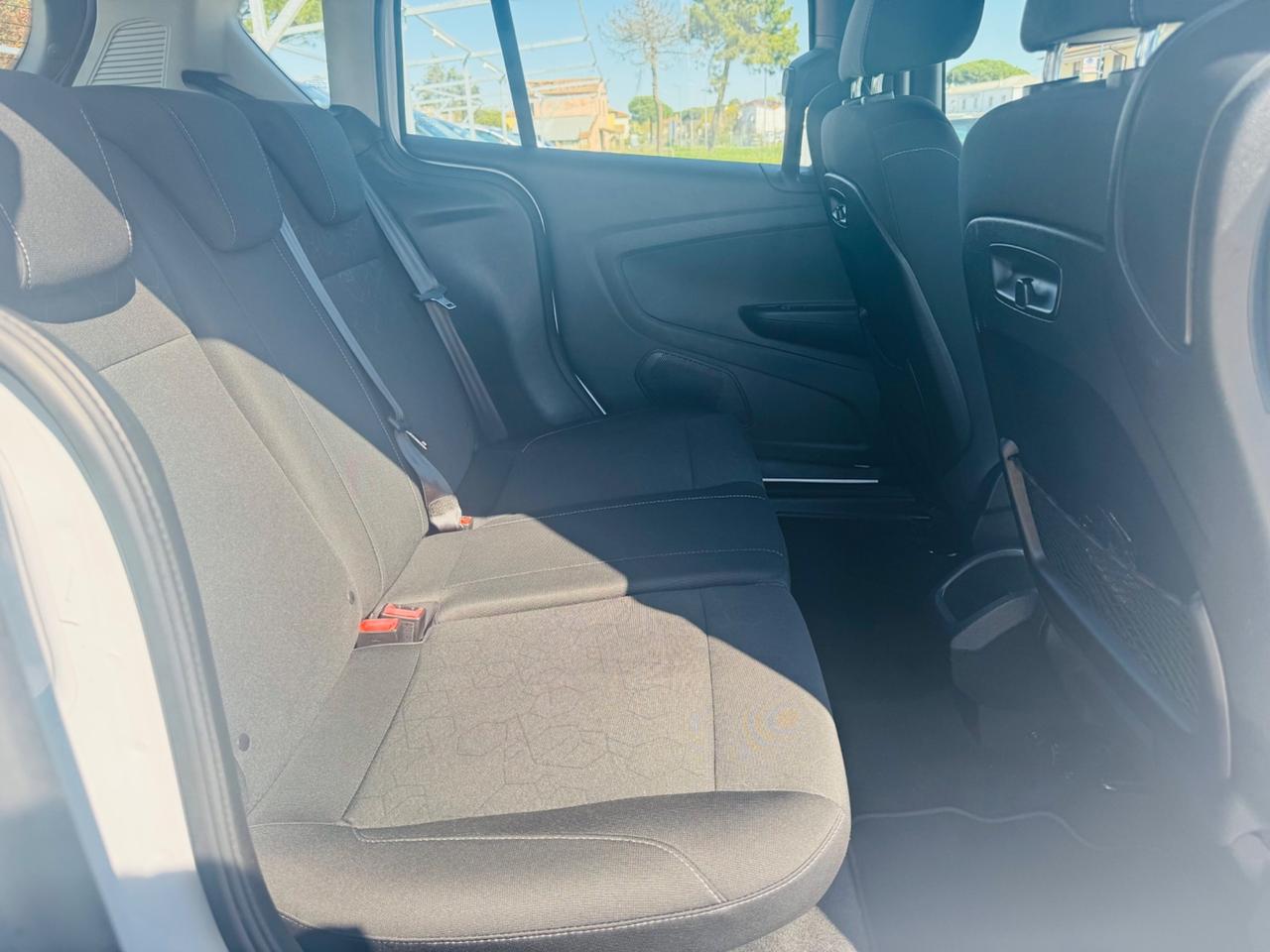 Ford B-Max 1.4 90 CV GPL Business