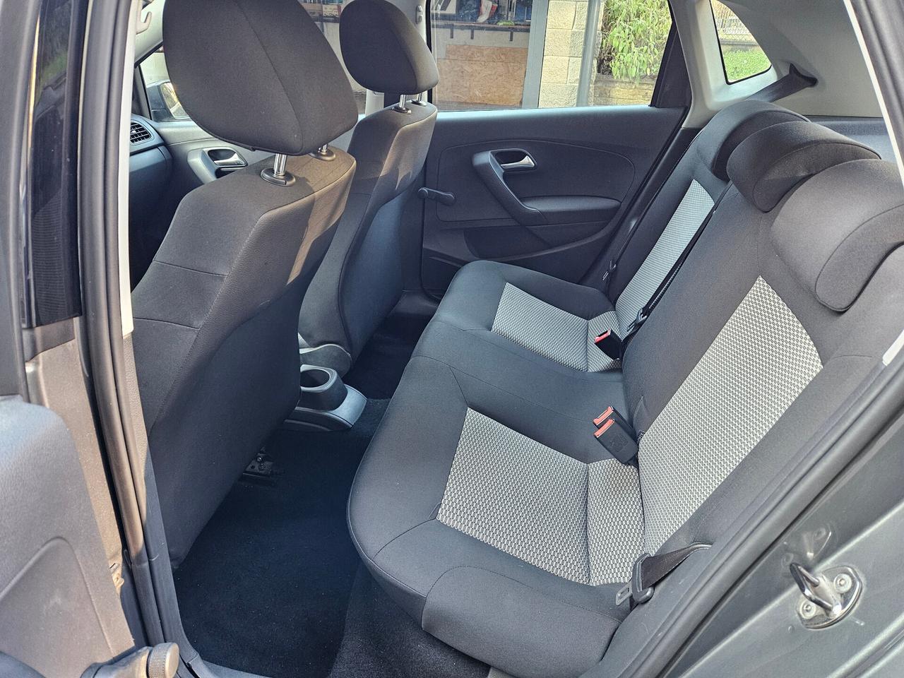 Volkswagen Polo Trendline - 1.2 Benzina - 60 CV - Euro 5 - NEOPATENTATI