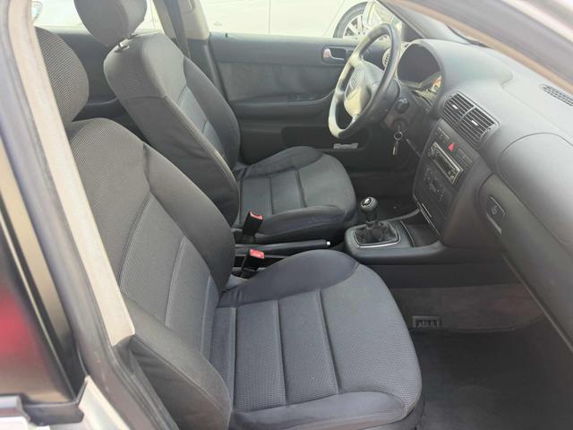 AUDI A3 BENZINA/GPL 1.6 cat 5p. Ambiente Bellissima