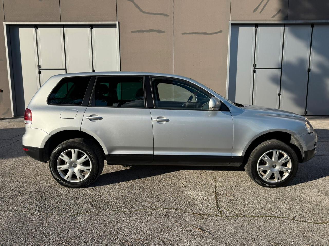 VW TOUAREG R5 2.5 TDI 2007 12 MESI DI GARANZIA