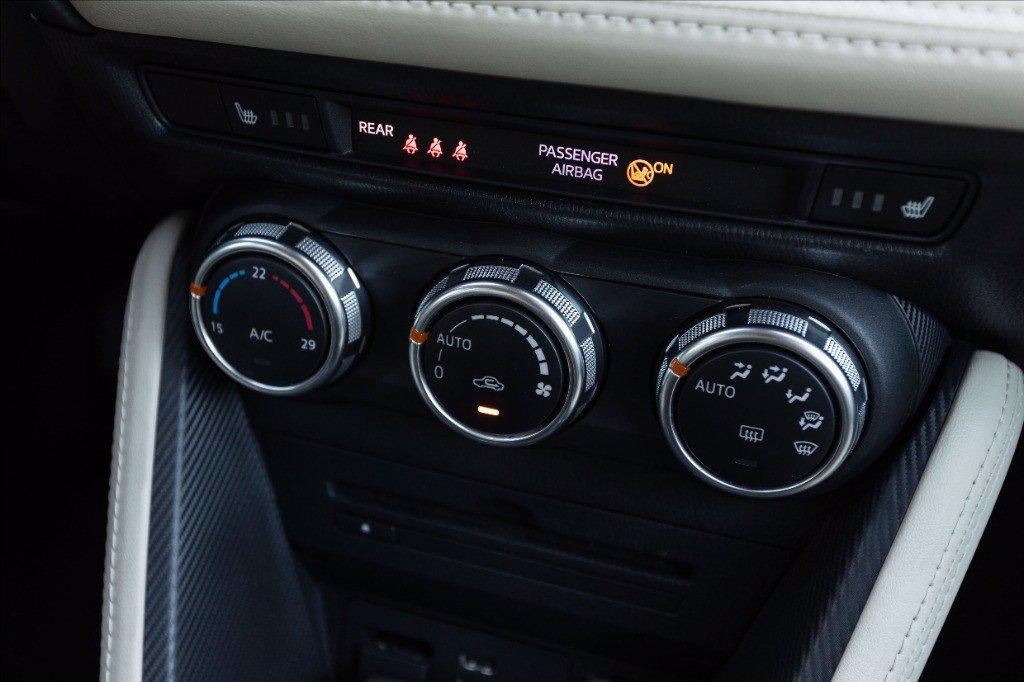 MAZDA 2 1.5 Exceed 90cv del 2015