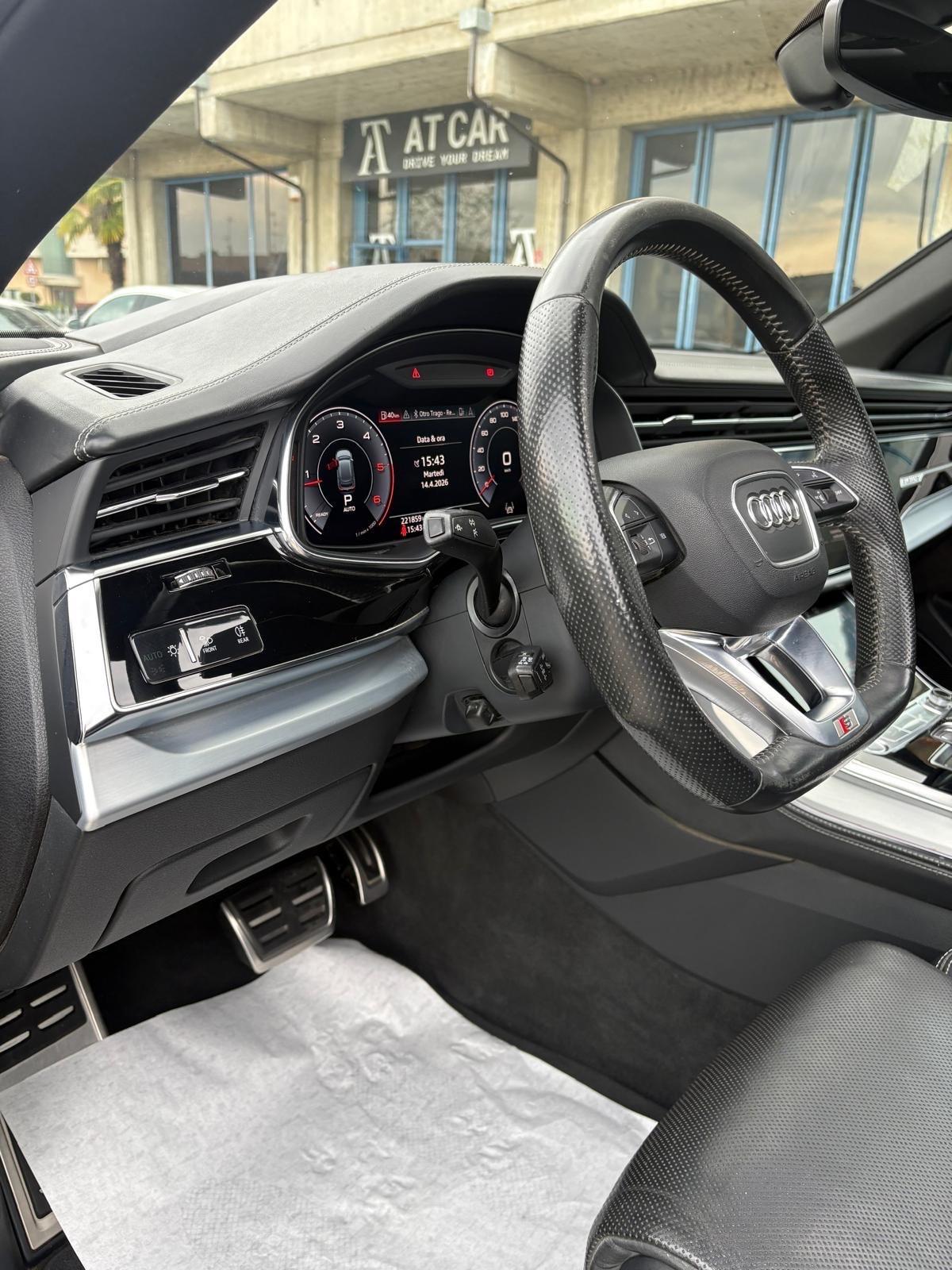 Audi Q8 50 TDI 286 CV quattro tiptronic Sport