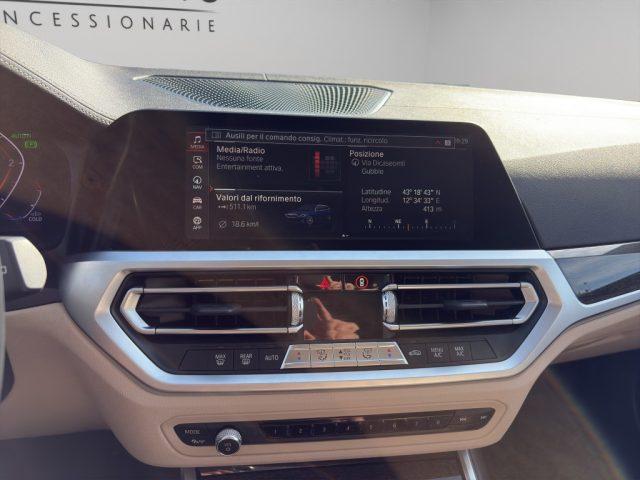 BMW 320 d Touring Luxury 190cv auto