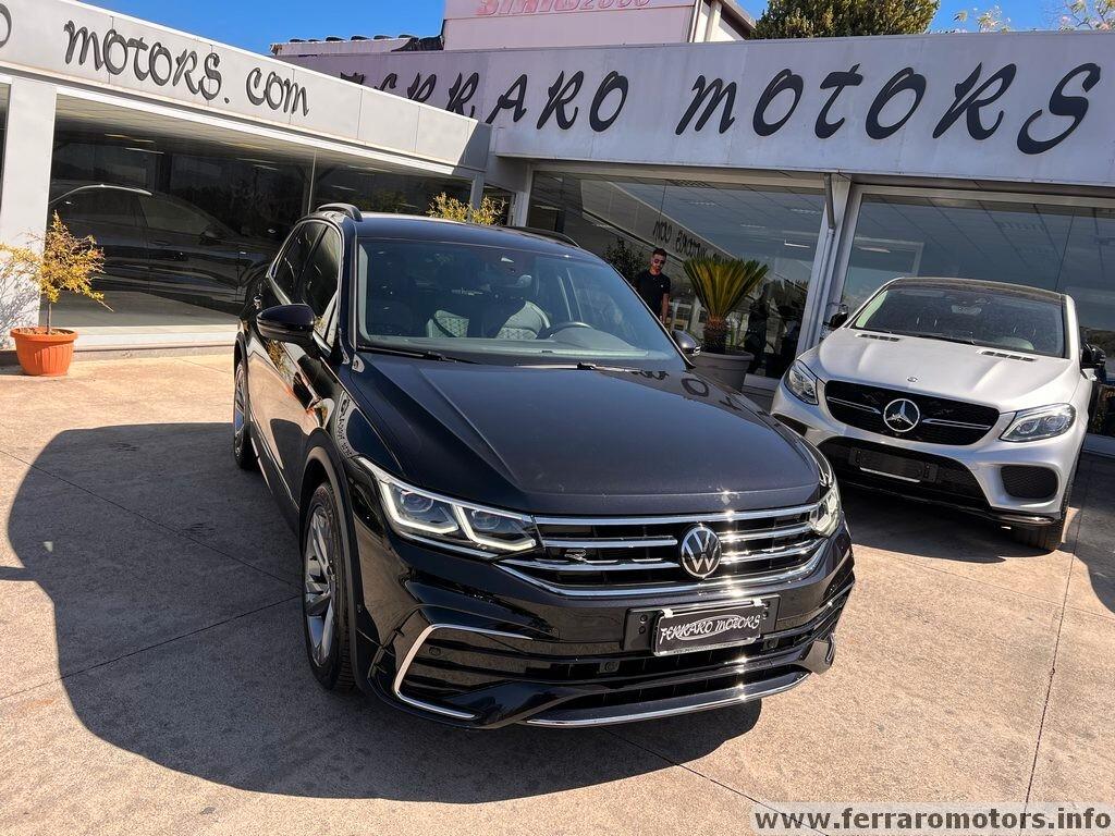 Volkswagen Tiguan2.0 TDI SCR 150 CV DSG 4MOTION R-Line solo 36.000km