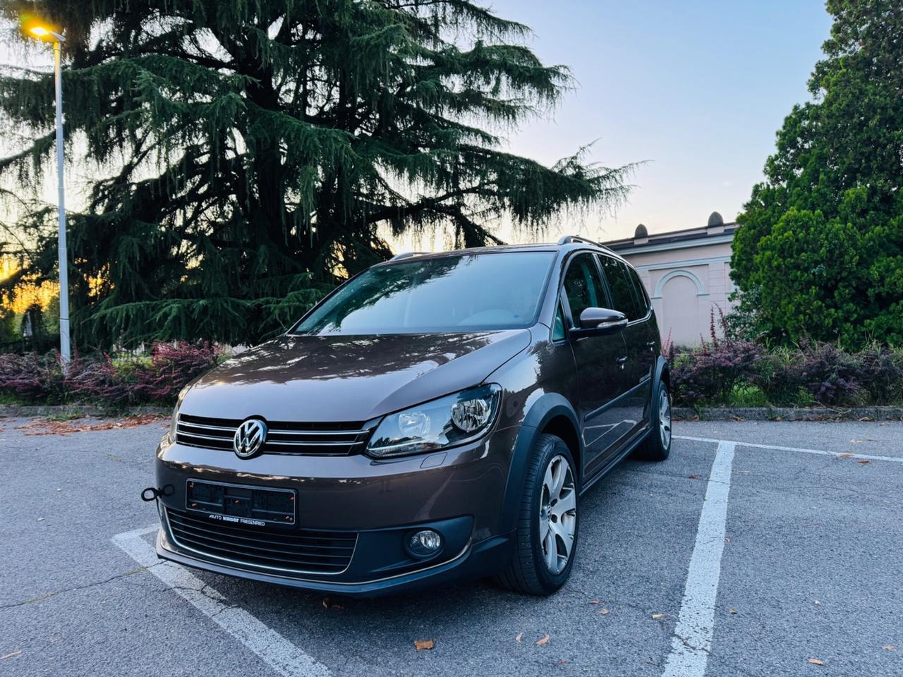 Volkswagen Touran 2.0 TDI 170 CV DSG CROSS 7 Posti