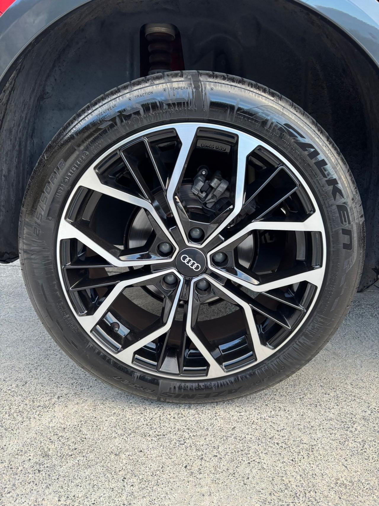 AUDI Q2 RED SPORT EDITION 1.6 TDI