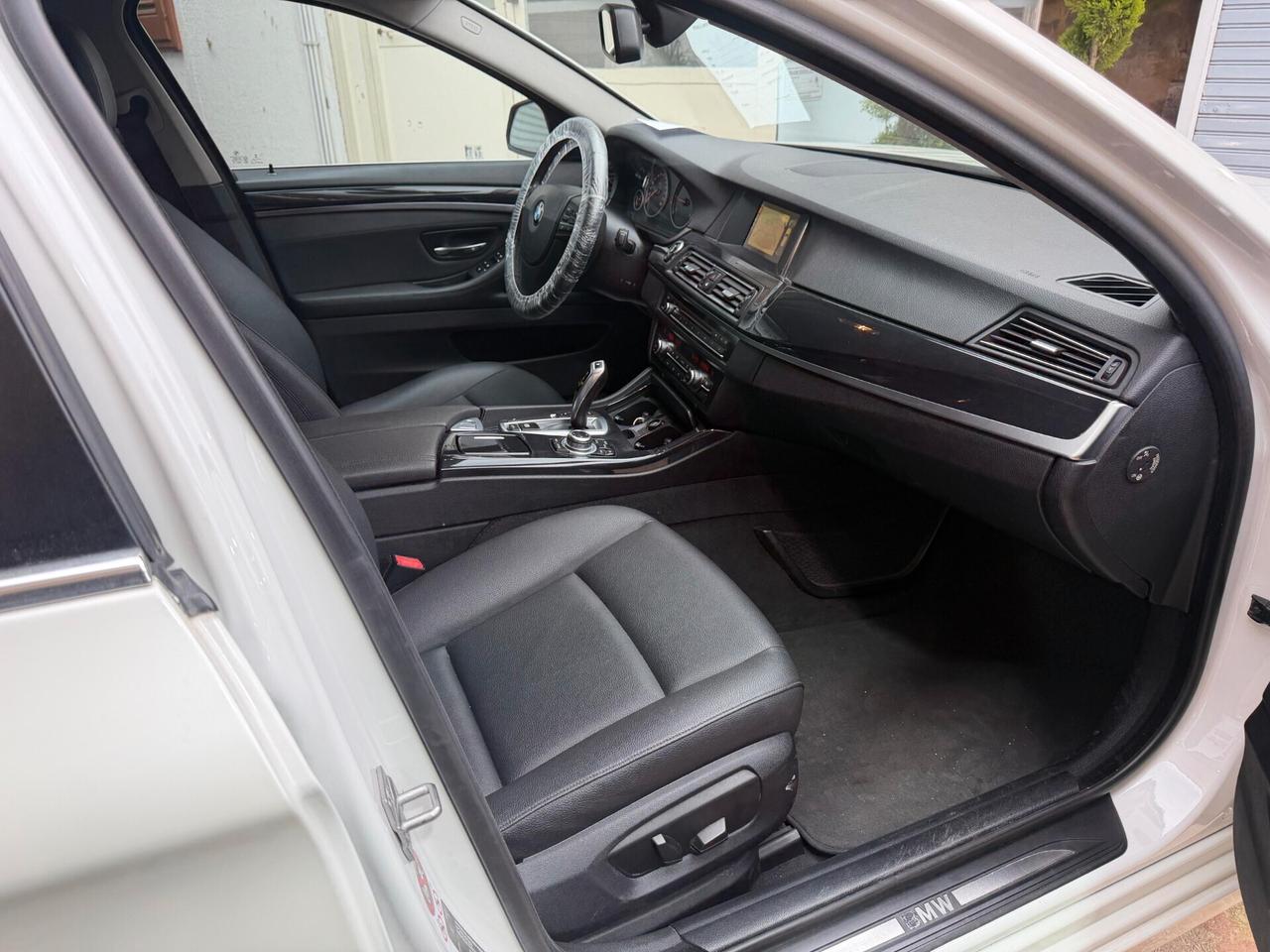 Bmw 520 520d xDrive Luxury