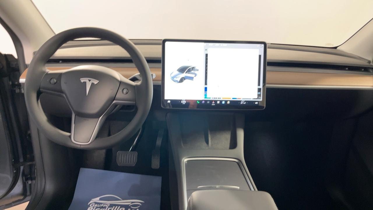 Tesla Model Y Model Y Long Range AWD