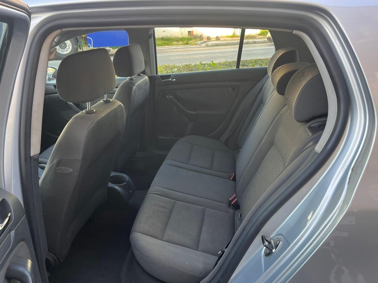 VOLKSWAGEN GOLF 5 1.9 TDI 5P SPORTLINE