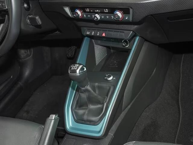 Audi A1 SPB 30 TFSI S line Competition LED NAVI