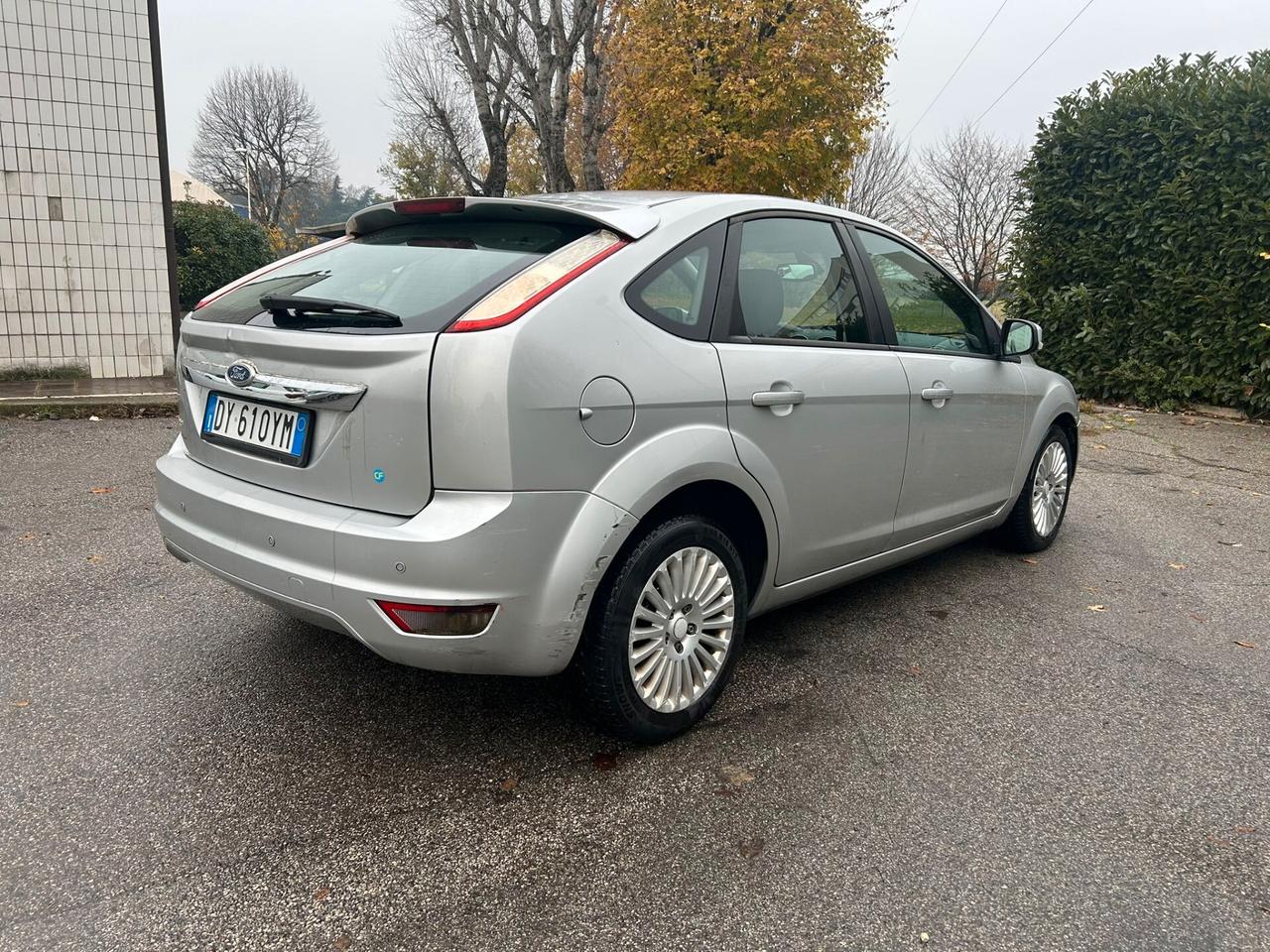 Ford Focus 1.6 (115CV) 5p. Bz.- GPL Titanium