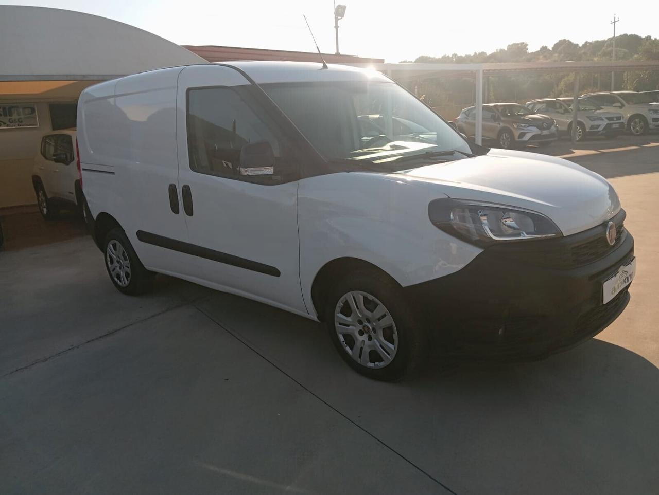 Fiat Doblo Cargo II versione cargo 1.6 mjt 105cv CH1 Lounge S&S, TRE POSTI