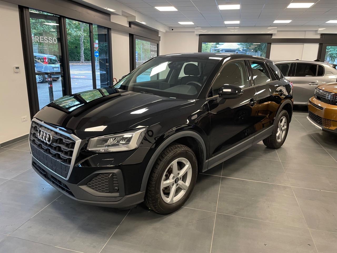 Audi Q2 30 TFSI Business