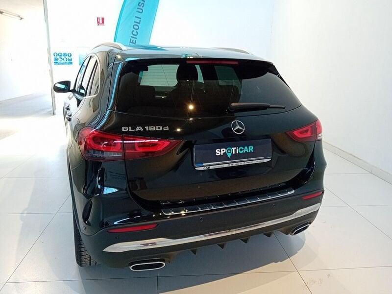 Mercedes-Benz GLA GLA 180 d Automatic Premium