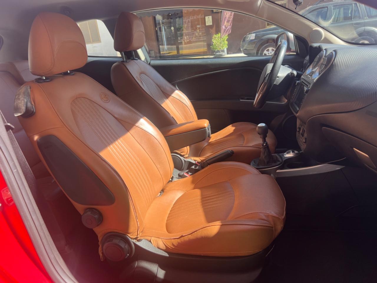 Alfa Romeo MiTo 1.4 T 155 CV Distinctive Premium Pack