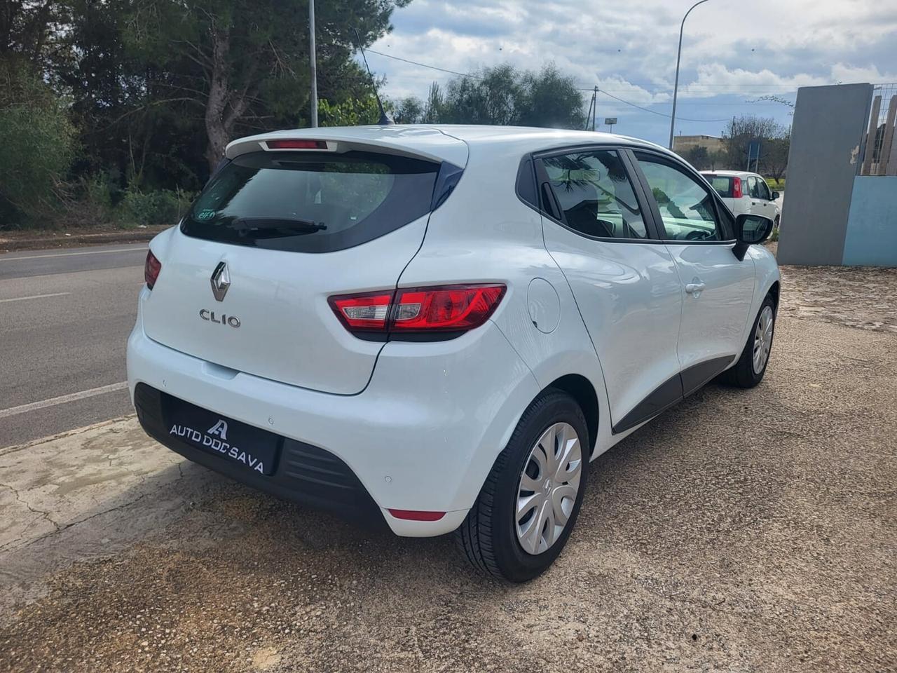 Renault Clio Dci 75 CV Life+Navy.....