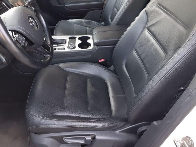 Volkswagen Touareg 3.0 TDI tiptronic Executive-GARANZIA-1°PROP