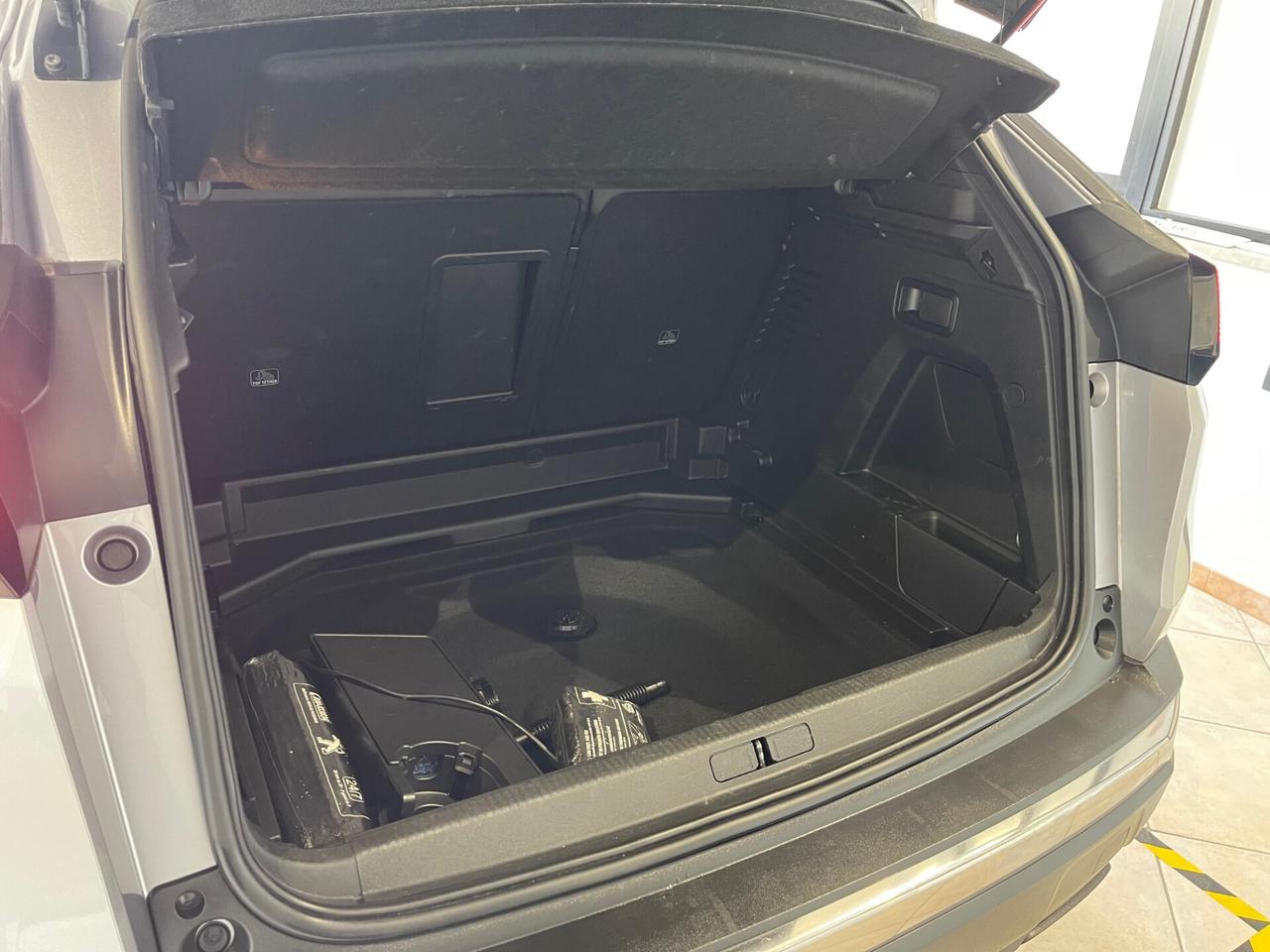 Peugeot 3008 BlueHDi 130 S&S EAT8 Allure Pack NO VINCOLO DI FINANZIAMENTO