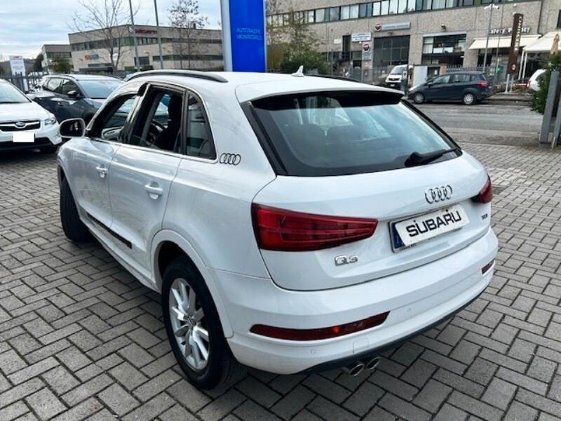 Audi Q3 2.0 TDI 120 CV Sport