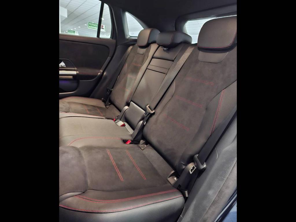 Mercedes GLA 220 220 D Premium 4Matic 8G-DCT