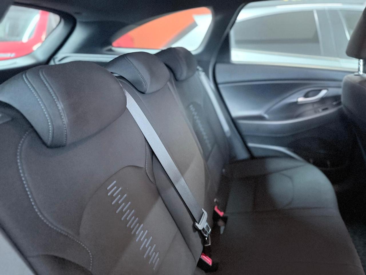 Hyundai i30 sw 1.6 CRDi 2019 top