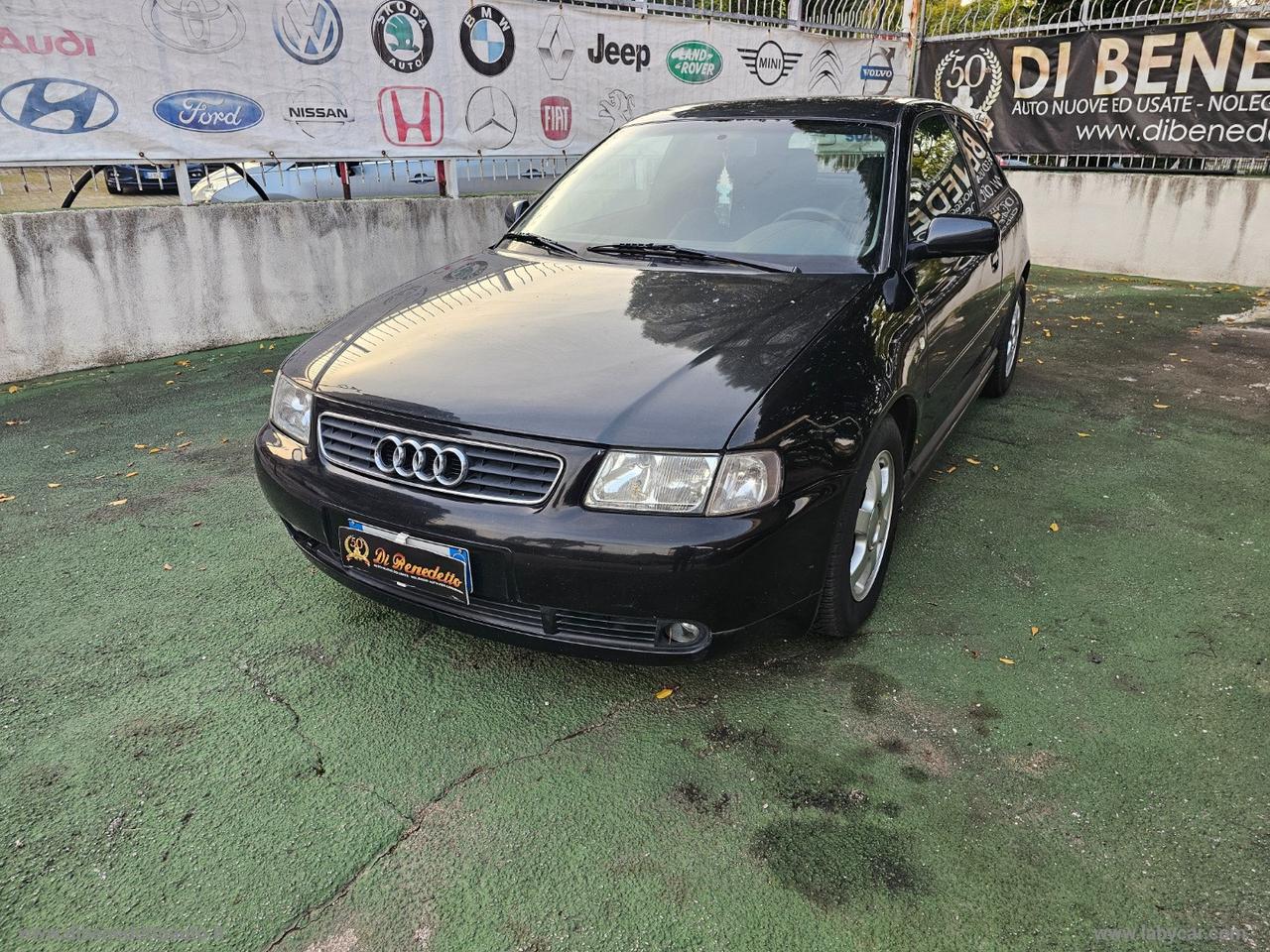 AUDI A3 1.9 TDI 110CV 3p. Attraction