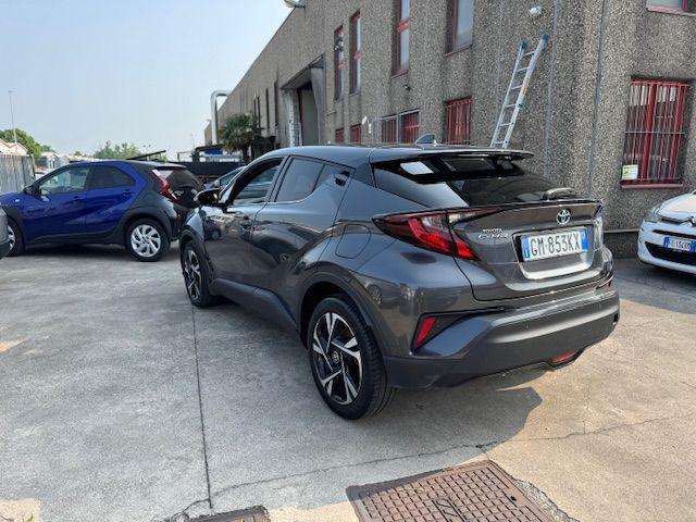 TOYOTA C-HR 1.8 Hybrid E-CVT Trend