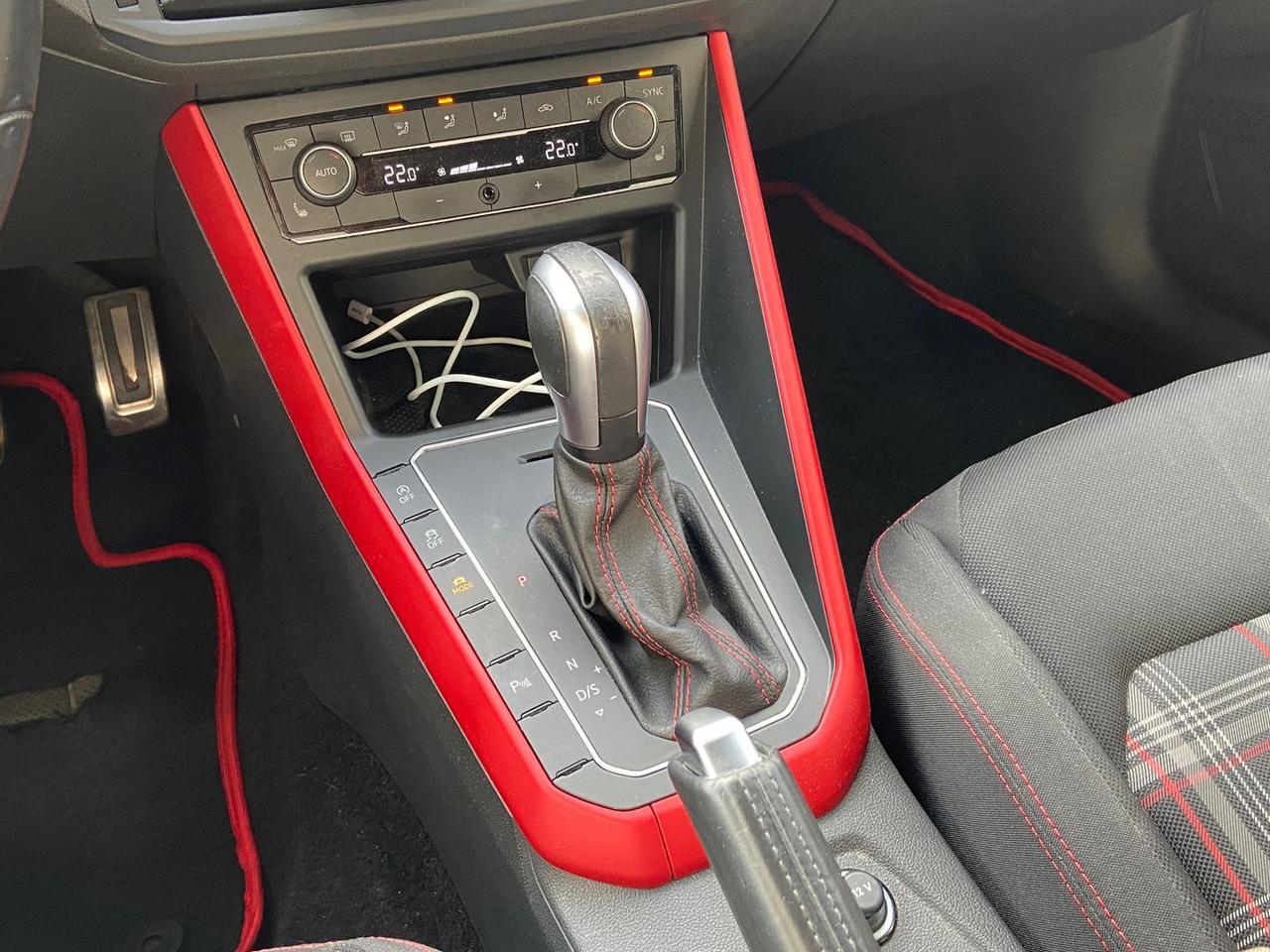 Volkswagen Polo GTI Sport 2.0 TSI GTI #12134
