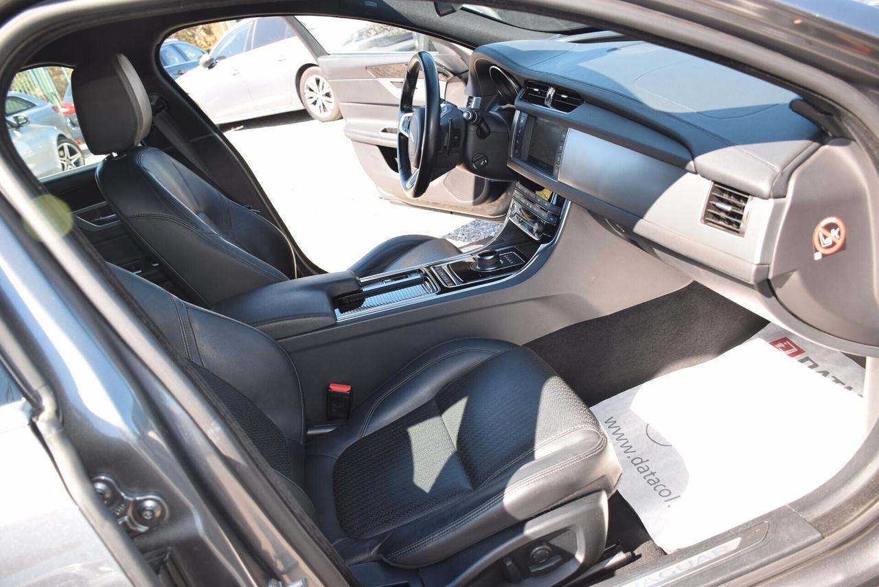 Jaguar XF Sportbrake 4X4 2.0D 180CV AWD automatica Prestige NAVI CRUISE SENSORI CAM PELLE BT