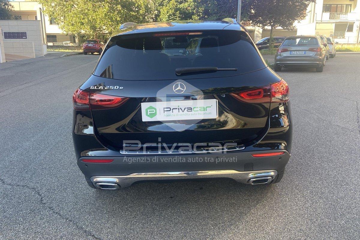 MERCEDES GLA 250 e EQ-Power Automatic Sport Plus