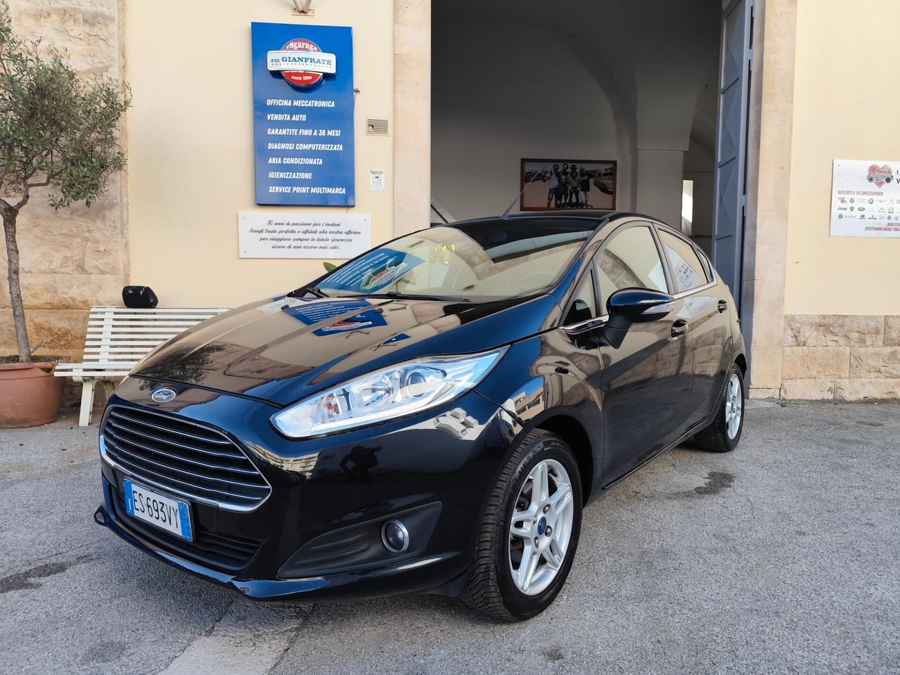 Ford Fiesta 1.5 TDCi 75CV 5 porte Titanium
