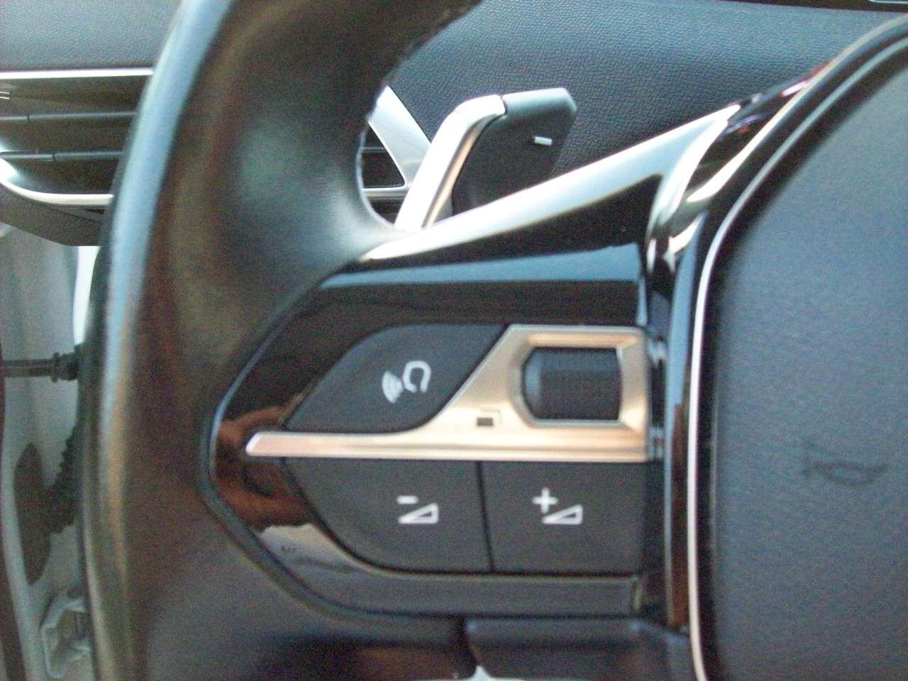 PEUGEOT 3008 1.5 BlueHDI CV.130 S&S ALLURE Pack "2022"