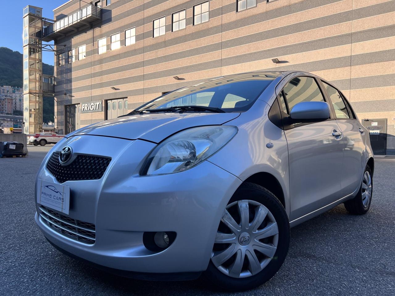 Toyota Yaris 1.3 5 porte Sol