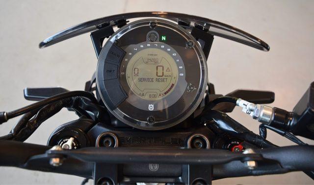 HUSQVARNA Svartpilen 401 SVARTPILEN 401