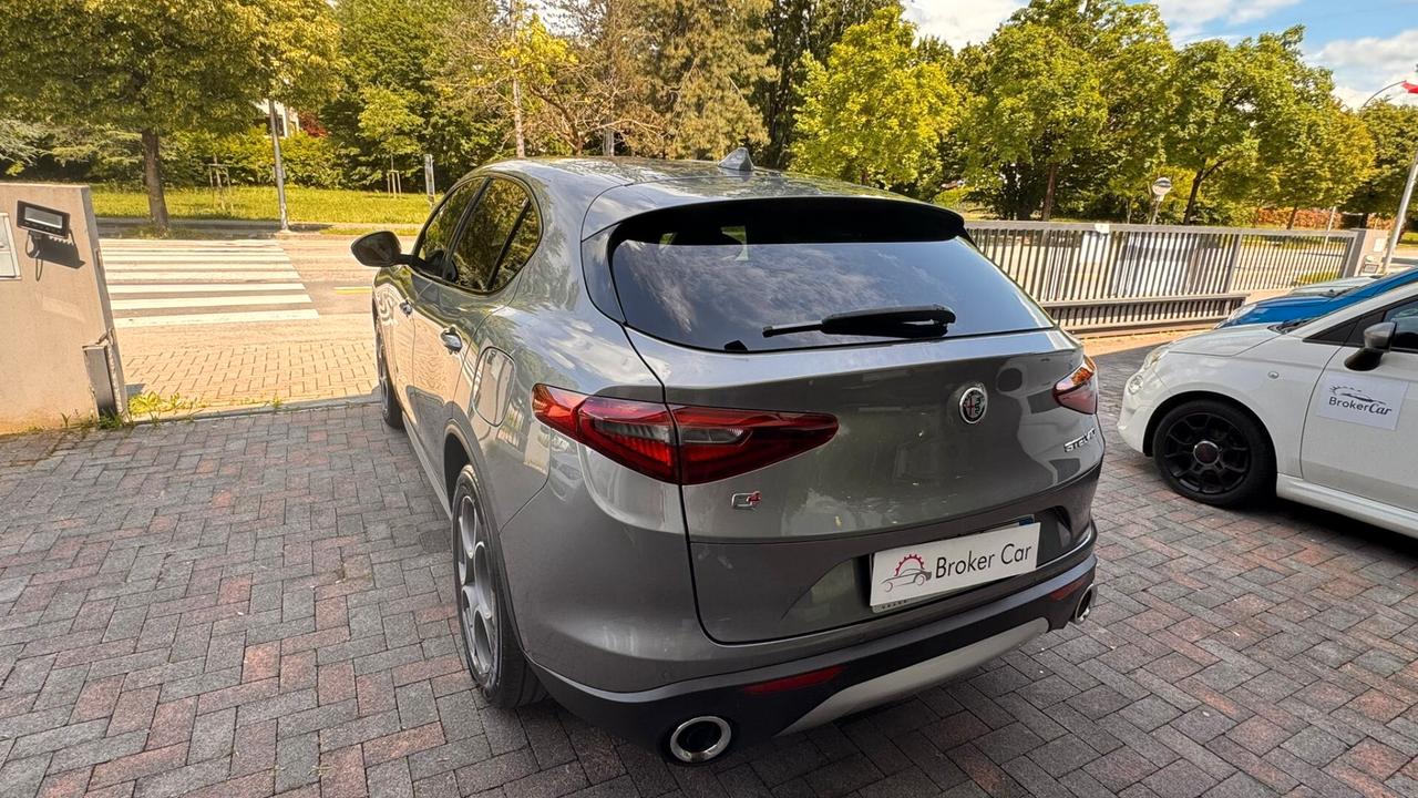 Alfa Romeo Stelvio 2.2 Turbodiesel 210 CV AT8 Q4 Executive