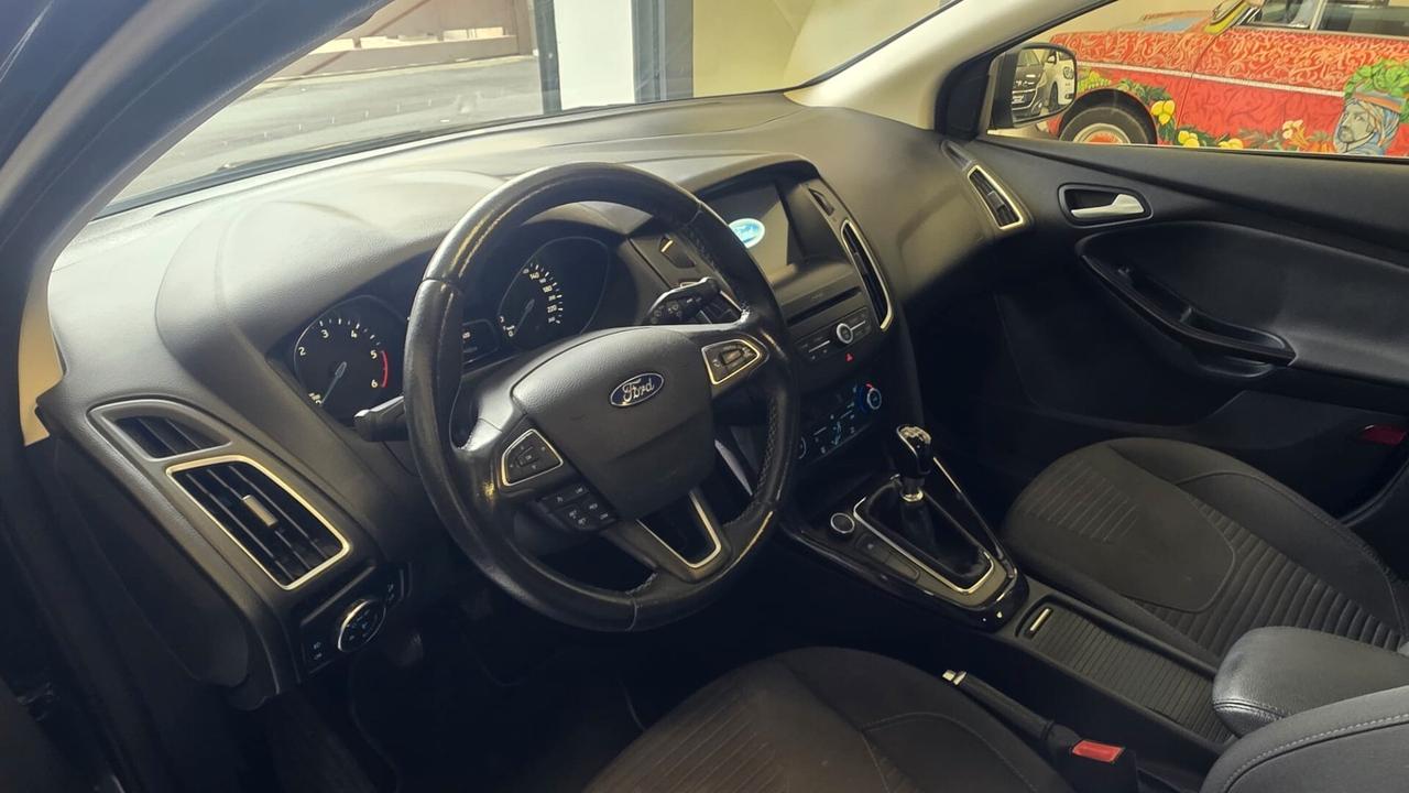 Ford Focus 1.5 TDCi 120 CV Start&Stop Powershift Titanium