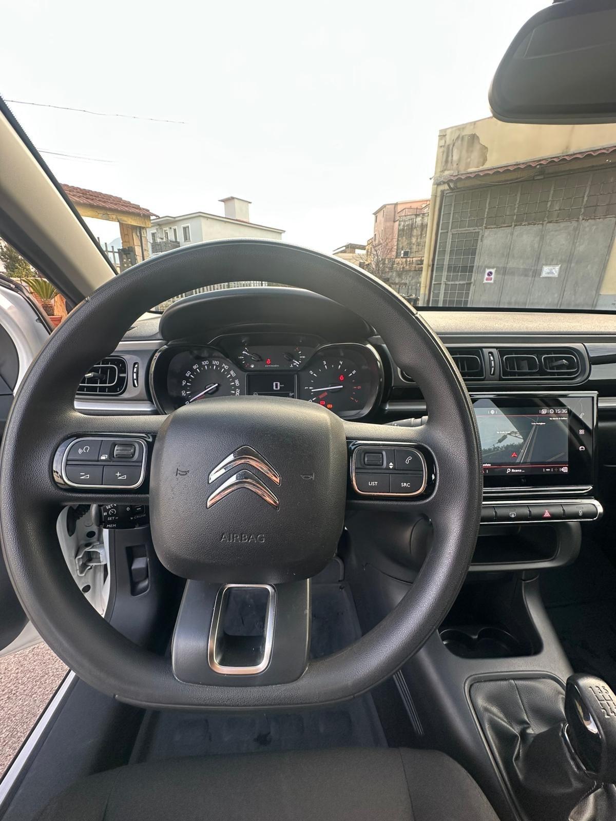 Citroen C3 83cv Benzina 5 porte Shine Navi bicolor pdc