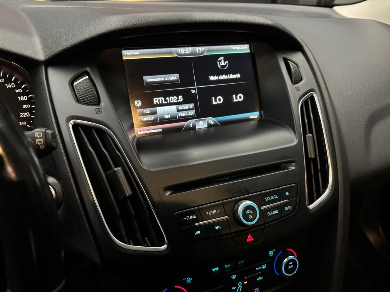 Ford Focus 1.6 120 CV GPL Titanium