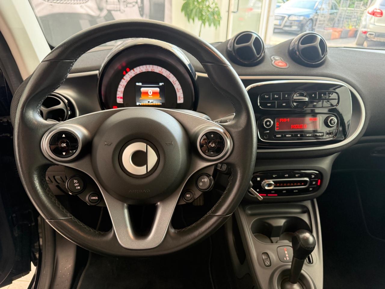 SMART FORTWO FULL OPTIONAL LED VIRTUAL JBL SEDILI RISCALDABILI