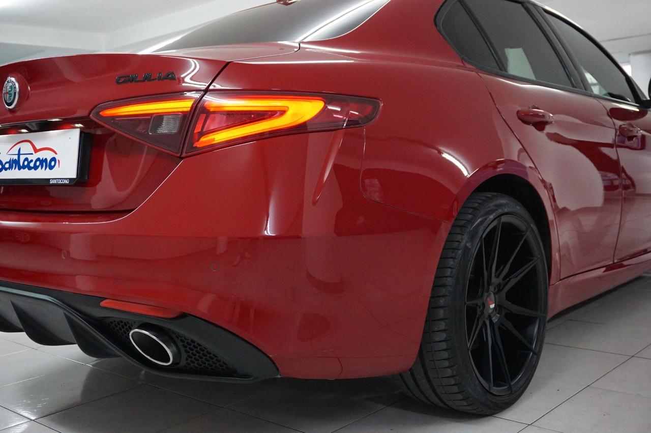 Alfa Romeo Giulia 2.2 Turbodiesel 160 CV AT8 Sport-Tech