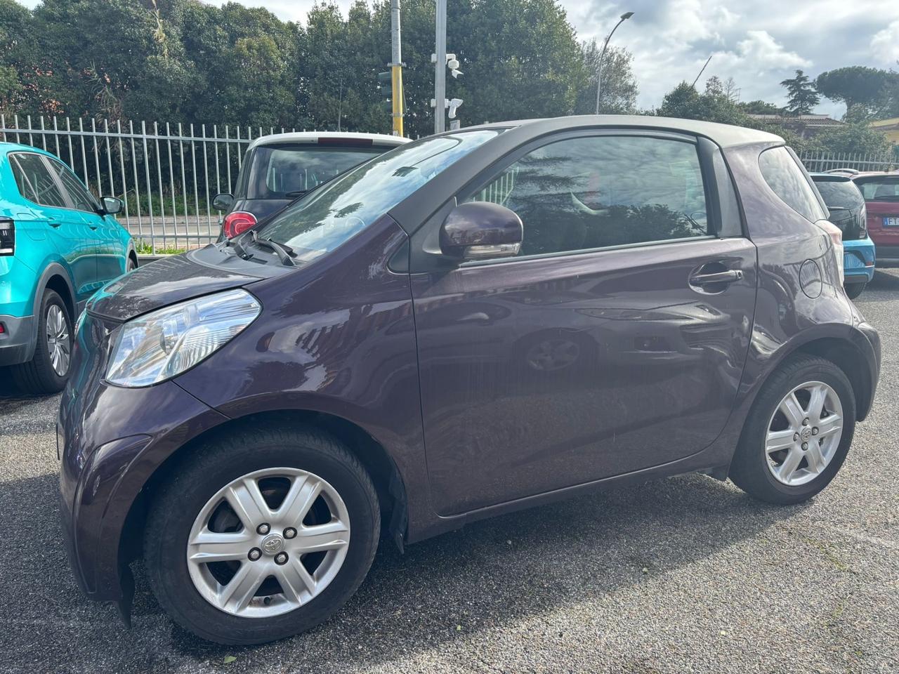 Toyota iQ 1.0 Multidrive Versione Lancio