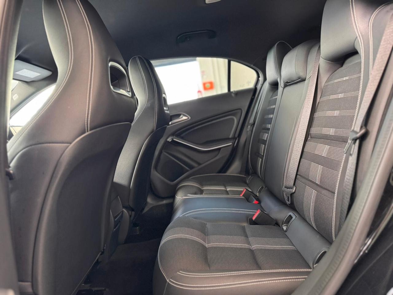 Mercedes-benz A 180 d Automatic Premium