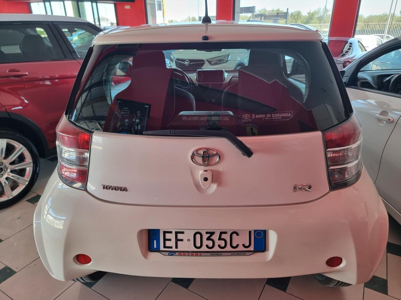 toyota iq full con navi garanzia 12 mesi stupenda