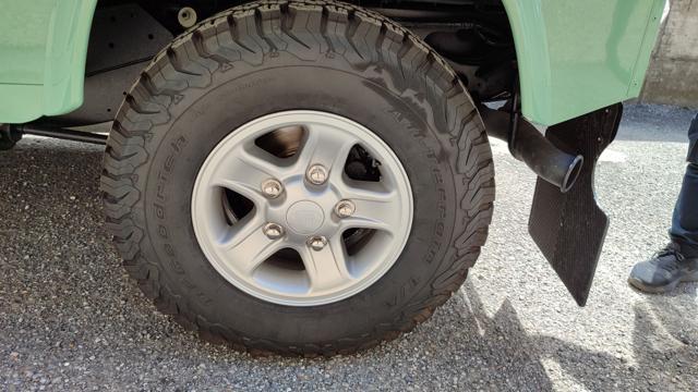LAND ROVER Defender 90 2.2 TD4 N1 - PARI AL NUOVO